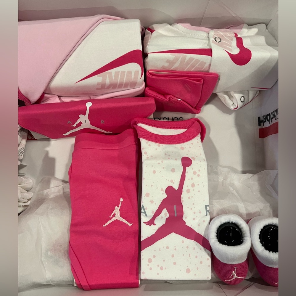 Nike Kids Matching Set - Pink and White